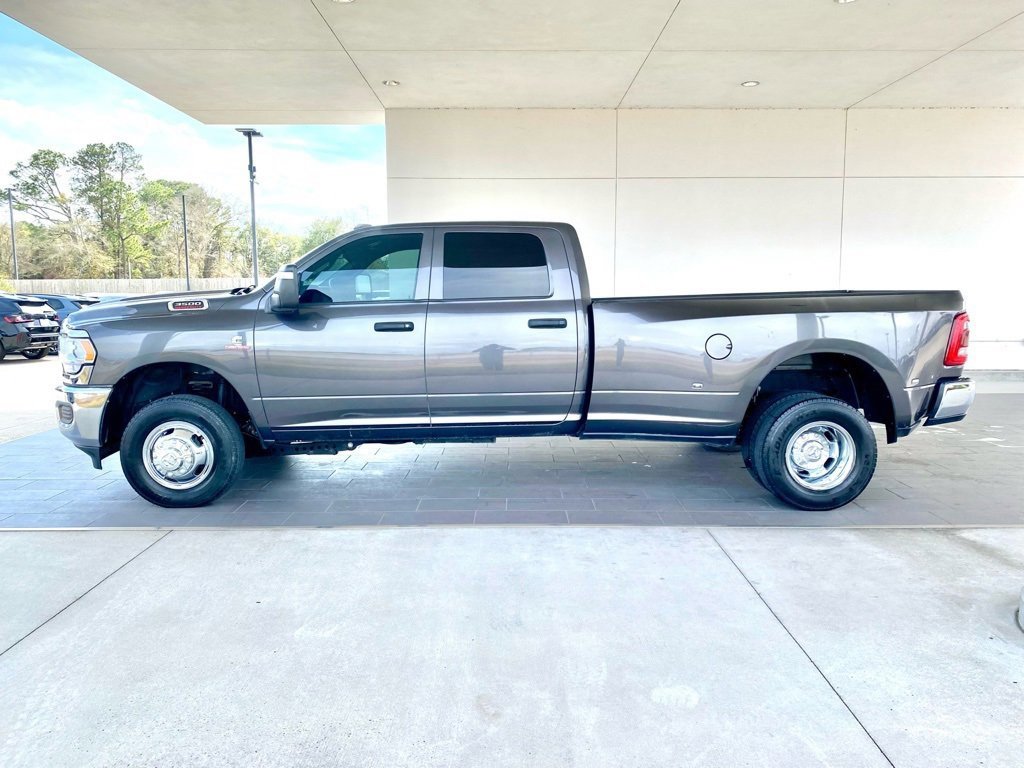 Used 2023 RAM 3500 Tradesman image 8