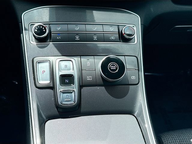 Used 2021 Hyundai Santa Fe SE FWD image 16