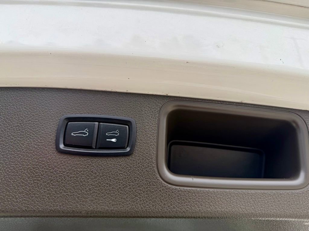 Used 2018 Porsche Macan image 11