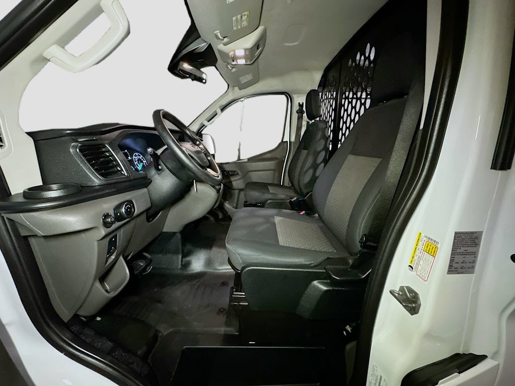 Used 2025 Ford Transit 250 Low Roof w/ Exterior Upgrade Package RWD image 18