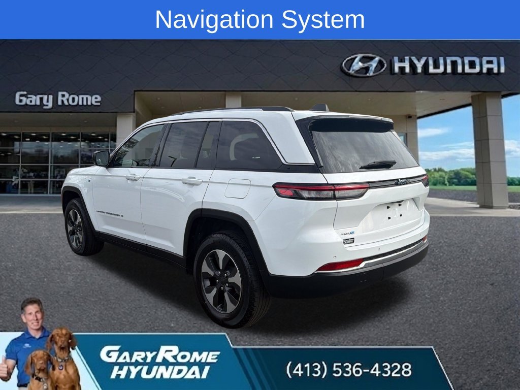 Used 2023 Jeep Grand Cherokee 4WD 4xe image 3