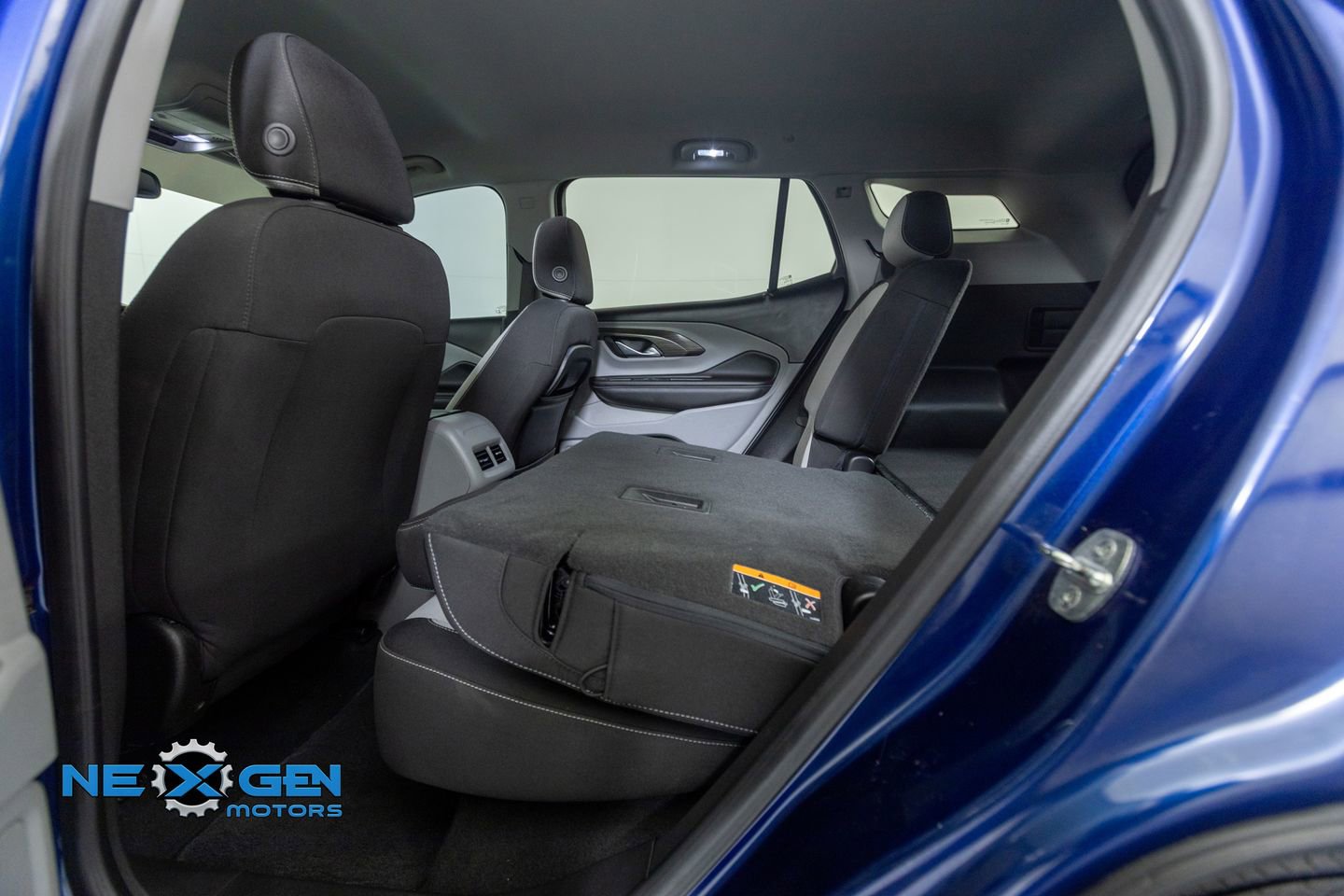 Used 2022 GMC Terrain SLE w/ Driver Convenience Package image 28