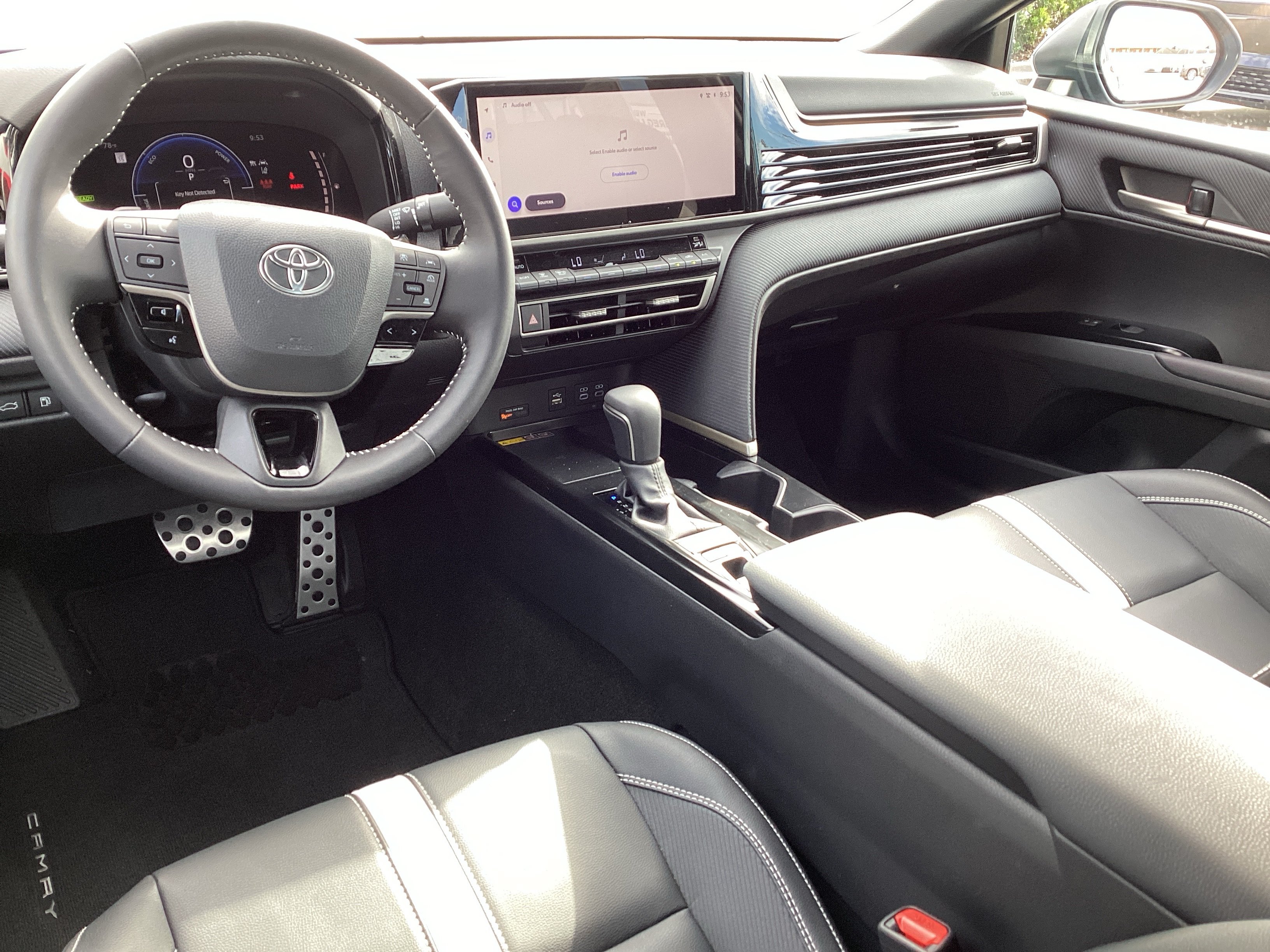 Used 2026 Toyota Camry SE w/ Multimedia Upgrade Package FWD image 13