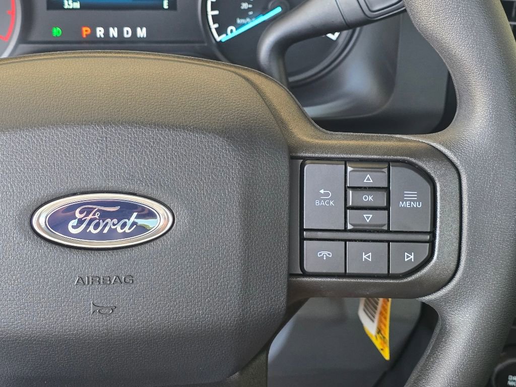 New 2025 Ford F550 4x4 Regular Cab Super Duty image 11