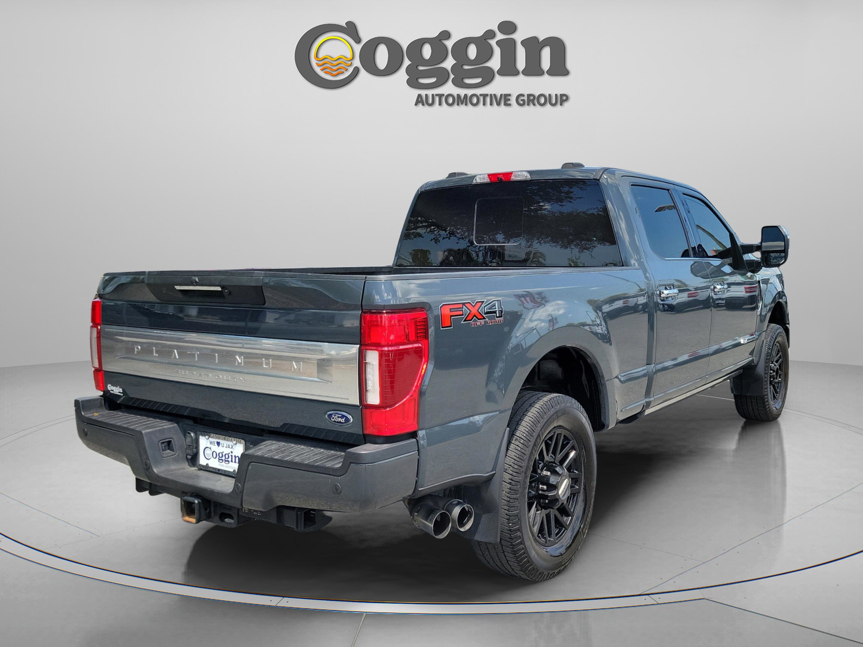 Used 2021 Ford F350 Platinum w/ FX4 Off-Road Package AWD/4WD image 3