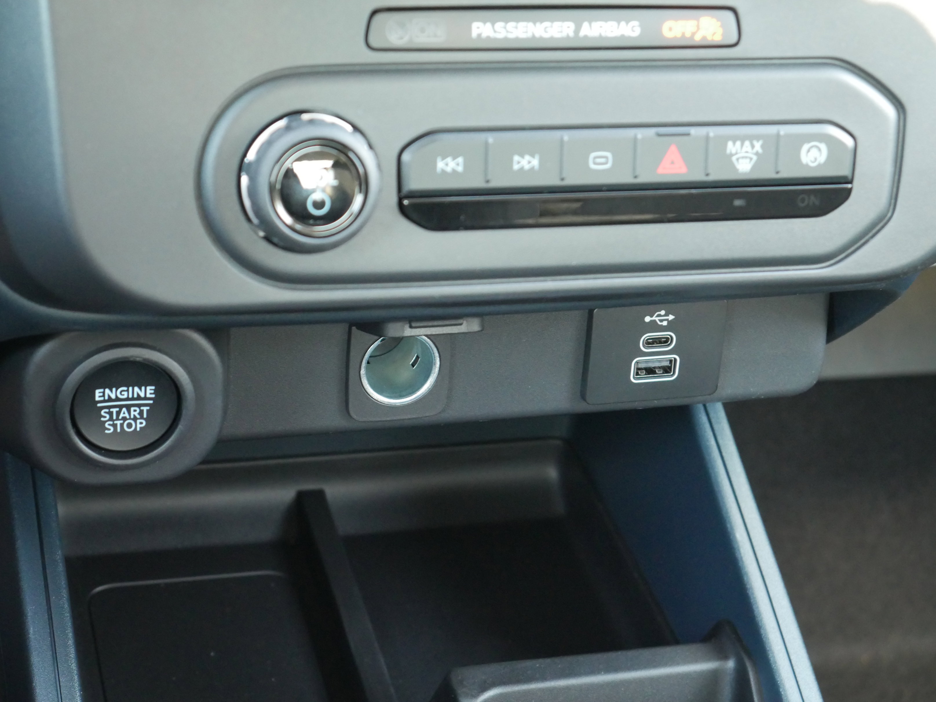 New 2026 Ford Maverick XLT w/ Equipment Group 301A image 12