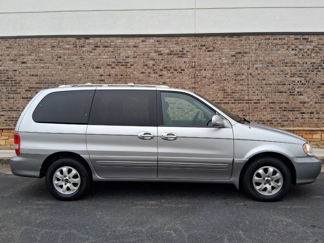 Used 2005 Kia Sedona EX image 5