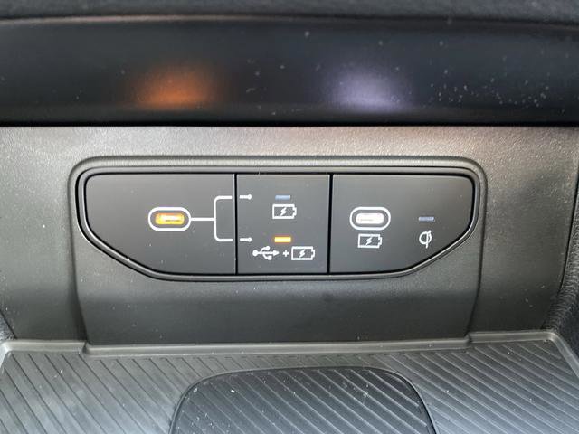 New 2026 Kia Sportage SX image 28