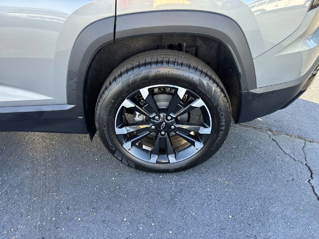 New 2027 Chevrolet Equinox RS w/ Safety and Technology Package FWD image 14