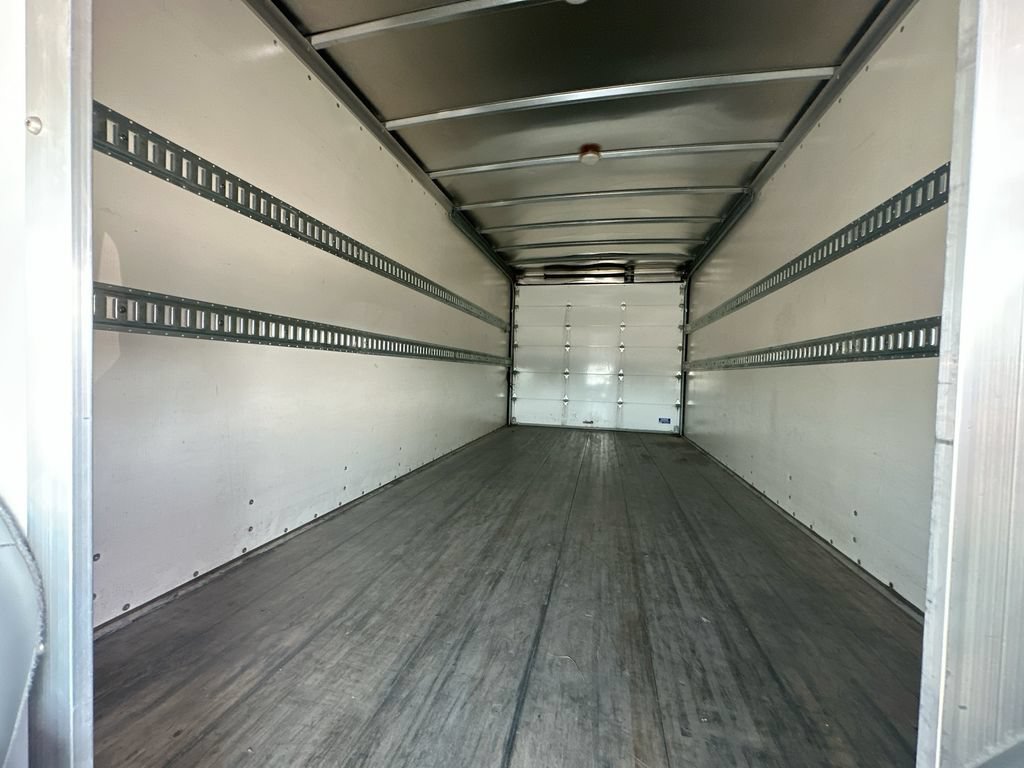 Used 2022 Ford E-450 and Econoline 450 Super Duty RWD image 16