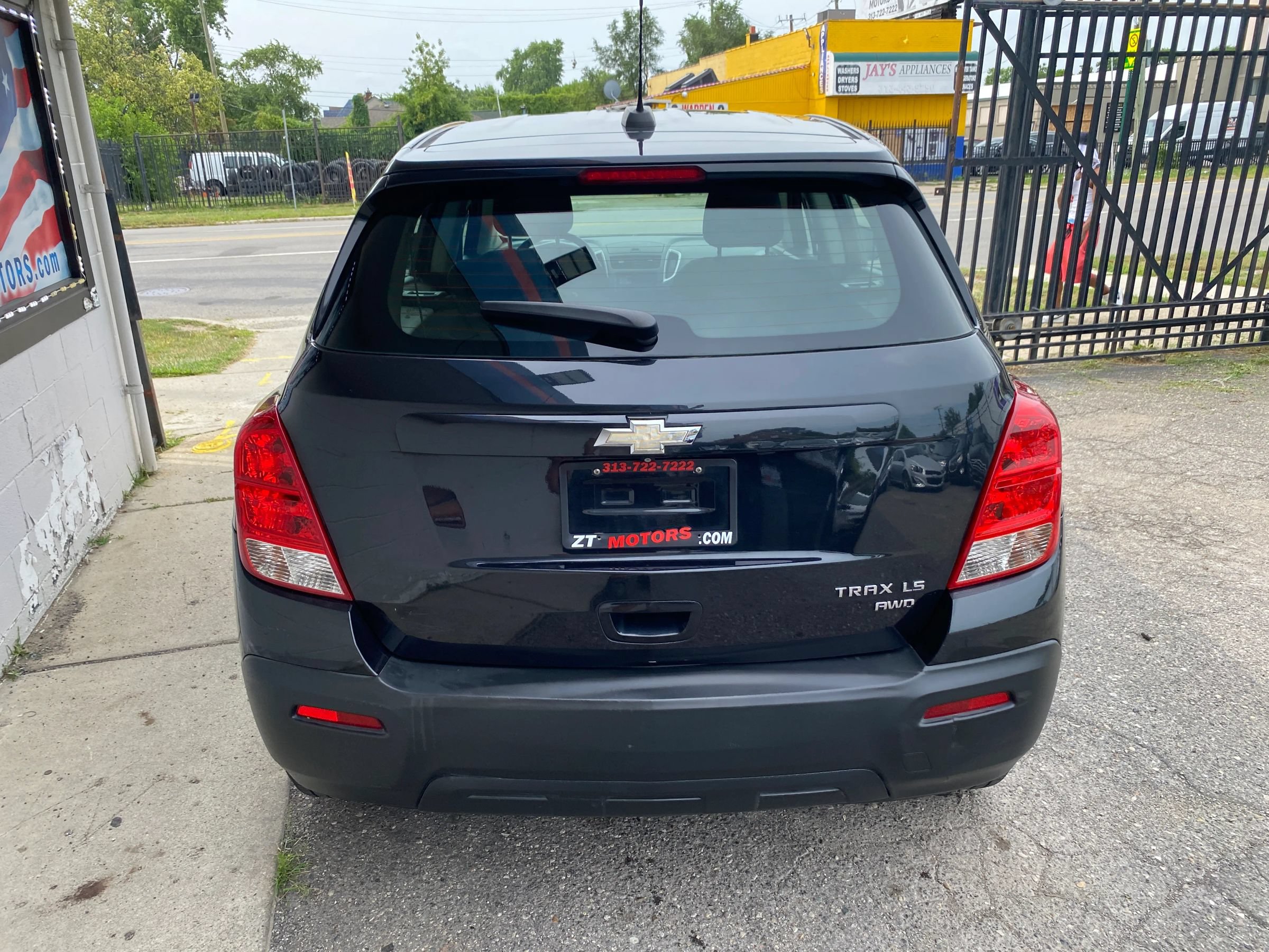 Used 2016 Chevrolet Trax LS AWD/4WD image 7