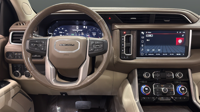 Used 2022 GMC Yukon Denali AWD/4WD image 10