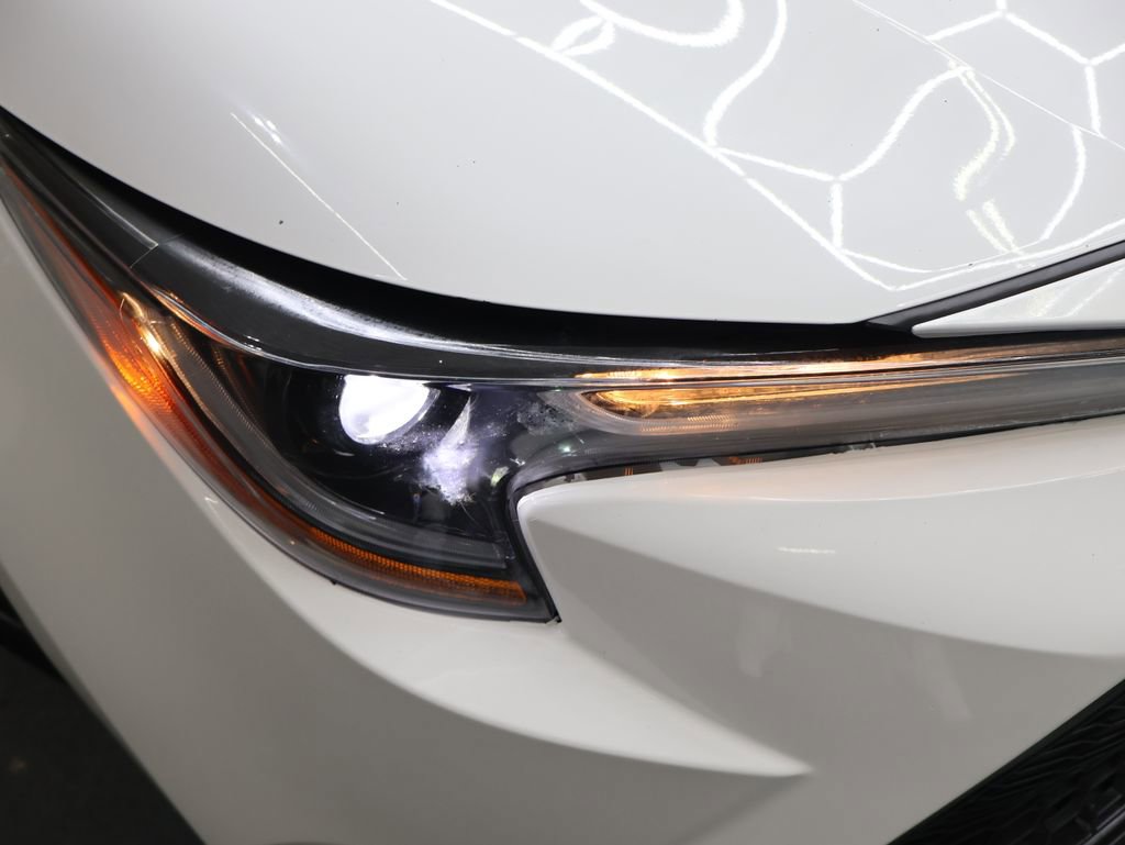 Used 2021 Toyota Corolla LE image 25