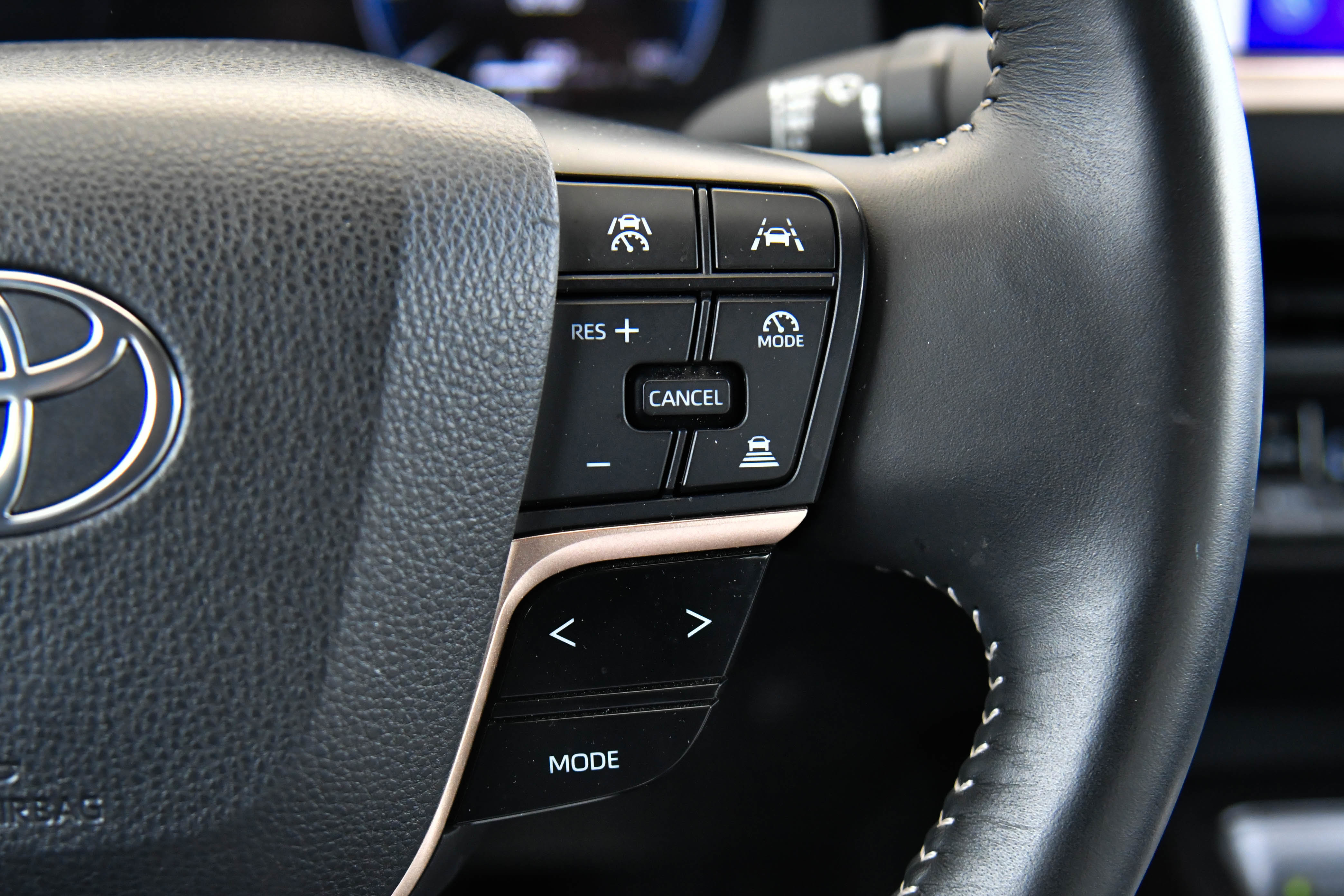 Used 2025 Toyota Crown image 33