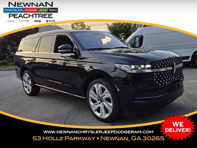 Used 2025 Lincoln Navigator L Black Label AWD/4WD image 1