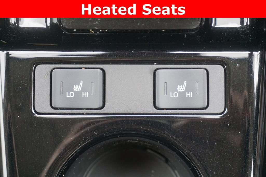 Certified 2021 Toyota Prius XLE AWD/4WD image 7