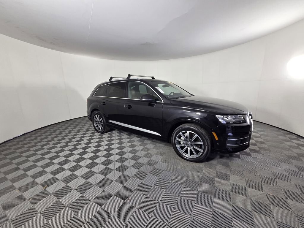 Used 2019 Audi Q7 3.0T Premium Plus w/ Premium Plus Package image 4