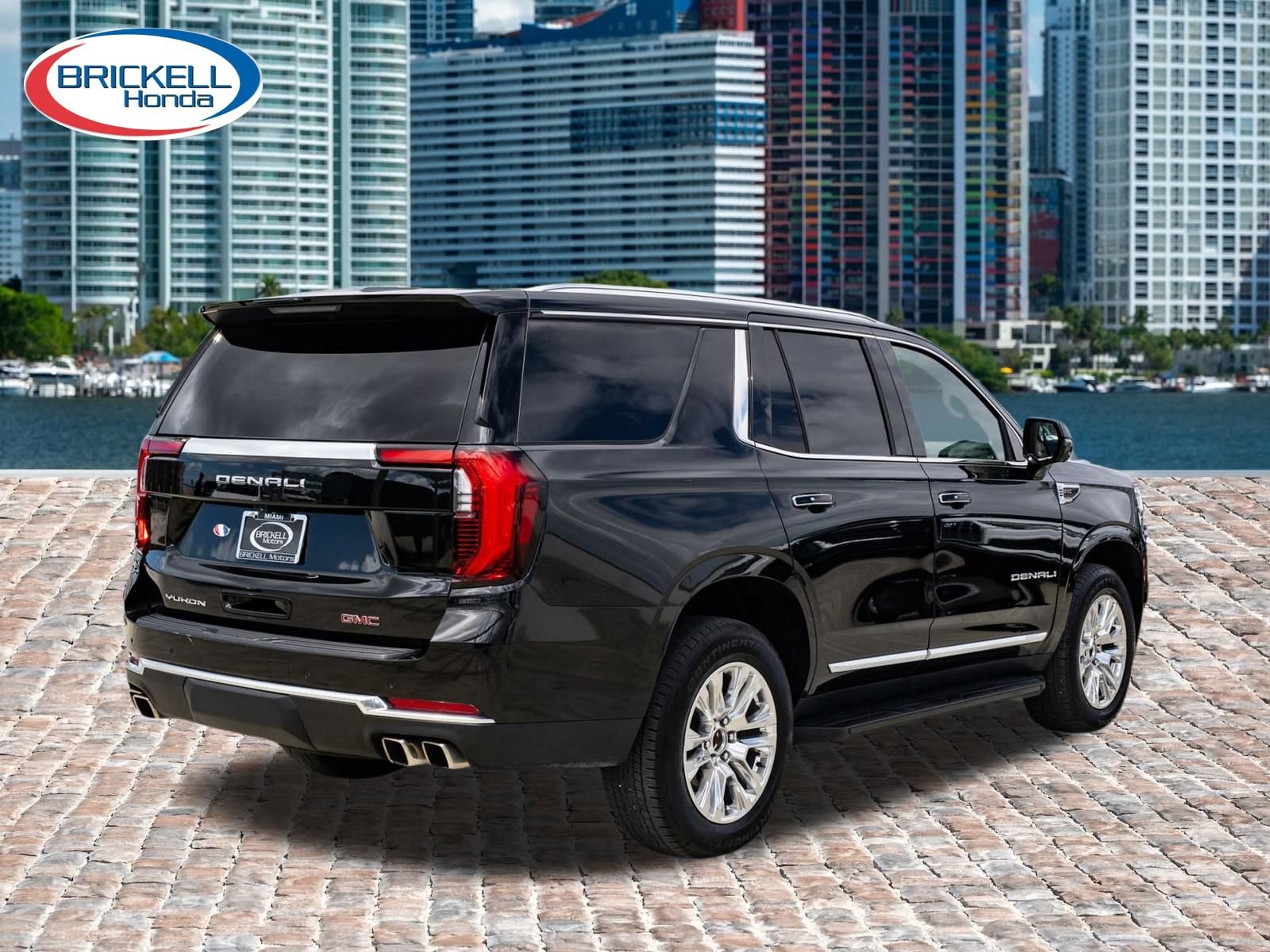 Used 2025 GMC Yukon Denali AWD/4WD image 5