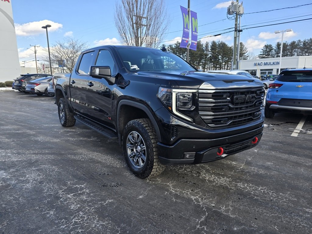 Used 2024 GMC Sierra 1500 AT4 w/ AT4 Premium Package image 10