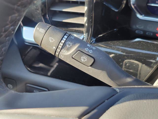 Used 2024 Chevrolet Silverado 1500 LT AWD/4WD image 13