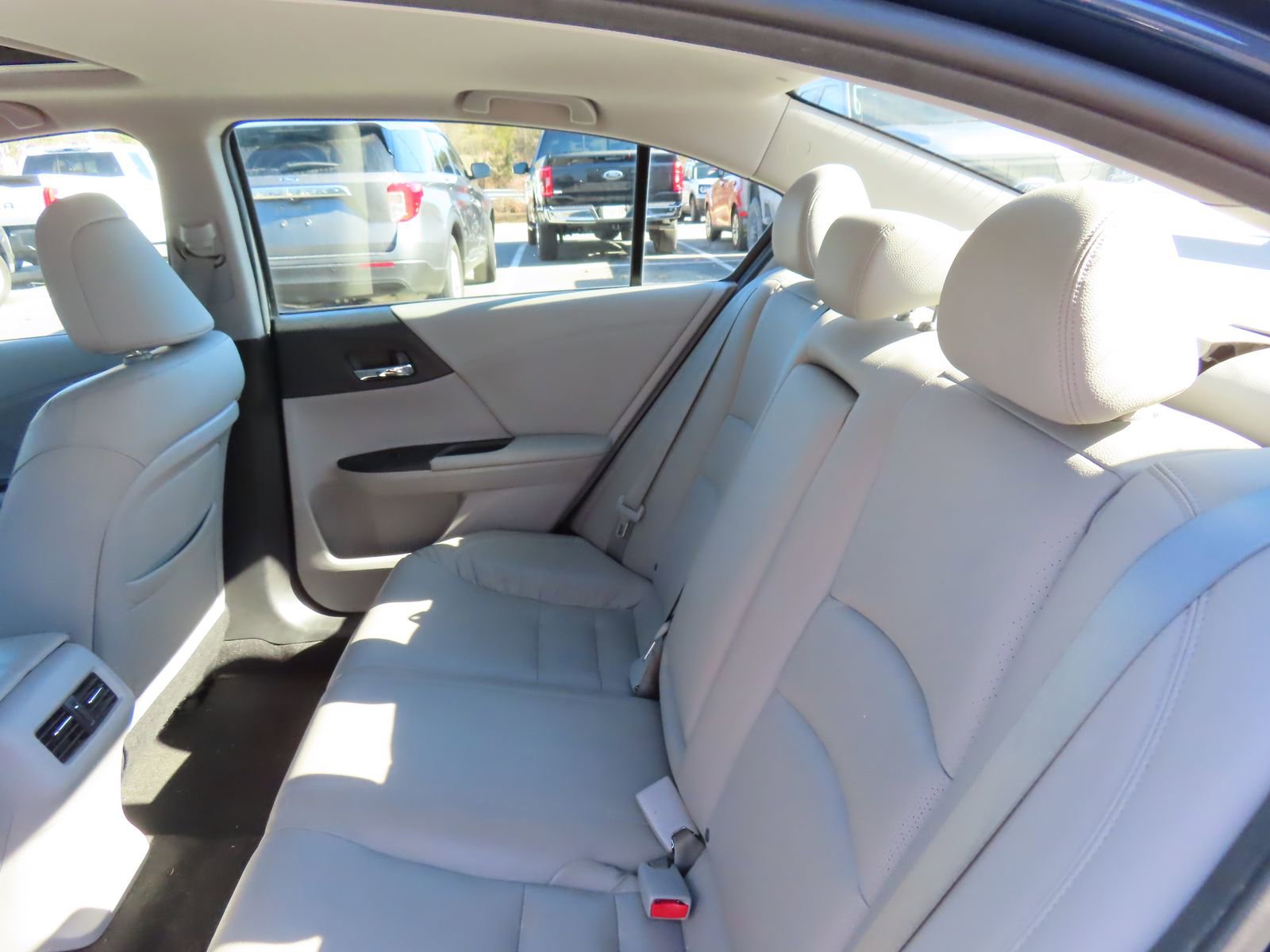 Used 2013 Honda Accord EX-L image 32