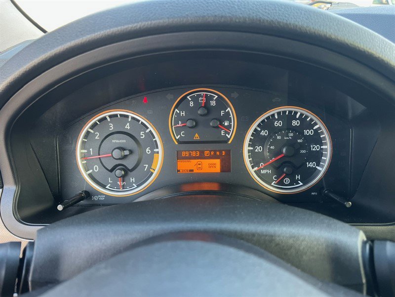 Used 2010 Nissan Armada SE image 13