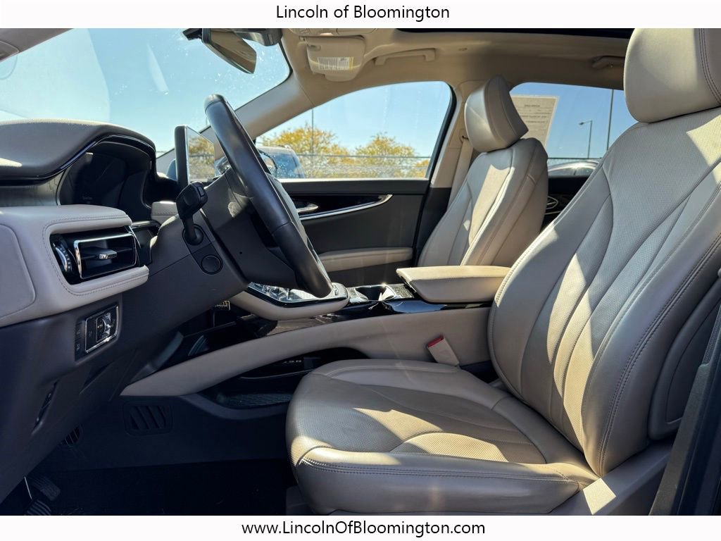 Certified 2022 Lincoln Nautilus Reserve w/ Equipment Group 201A image 26