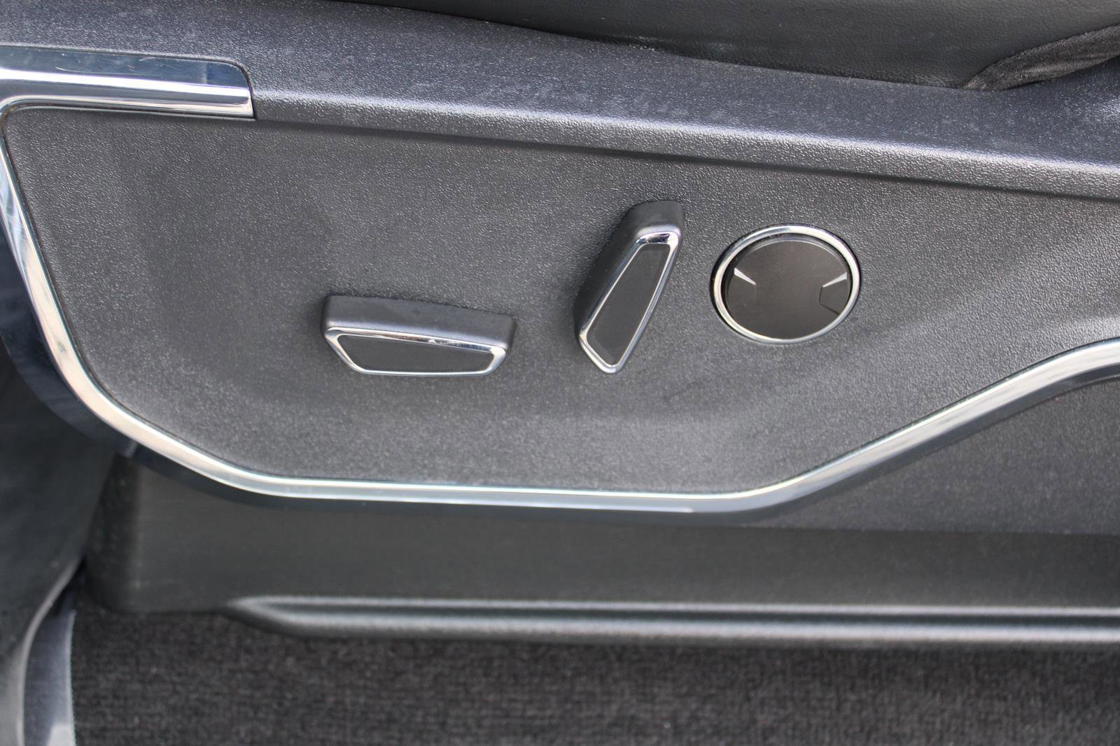 Used 2022 Ford F150 Platinum w/ Equipment Group 701A High image 38