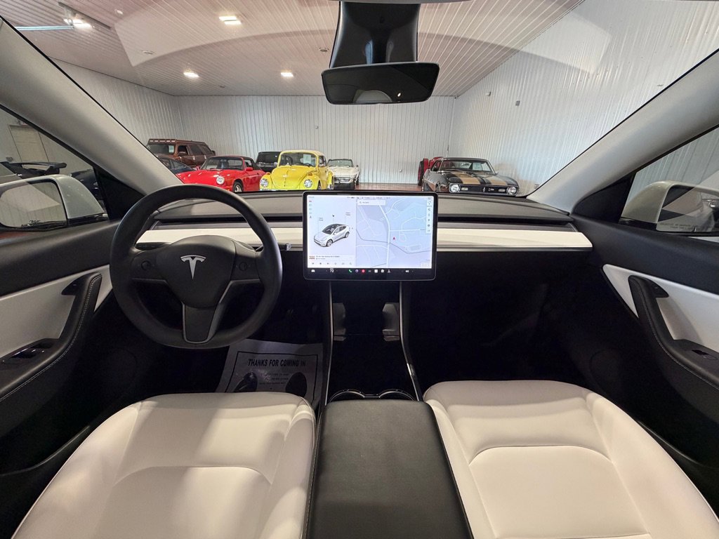 Used 2020 Tesla Model Y Long Range AWD/4WD image 29