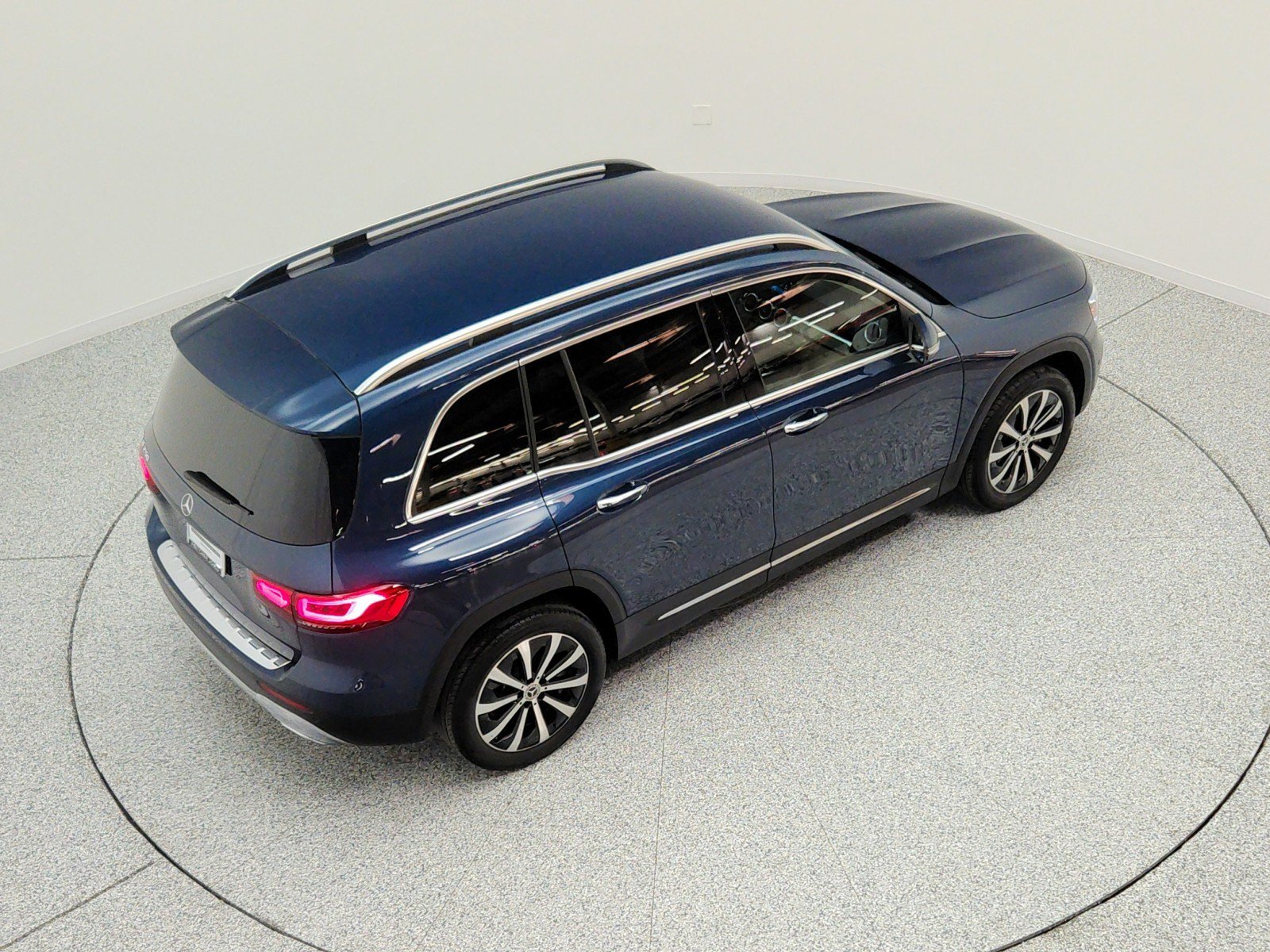 Used 2022 Mercedes-Benz GLB 250 image 26