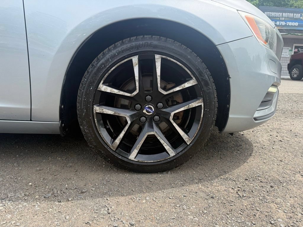 Used 2017 Volvo S60 T5 Dynamic FWD image 27