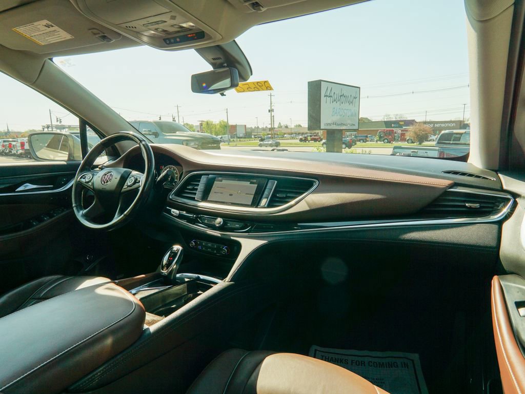 Used 2019 Buick Enclave Avenir w/ Avenir Technology Package AWD/4WD image 16