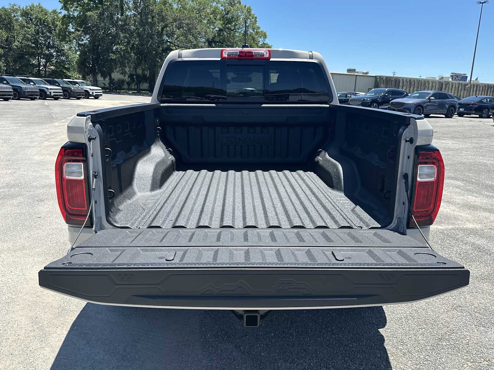 Used 2026 GMC Canyon AT4 w/ AT4 Premium Package AWD/4WD image 25
