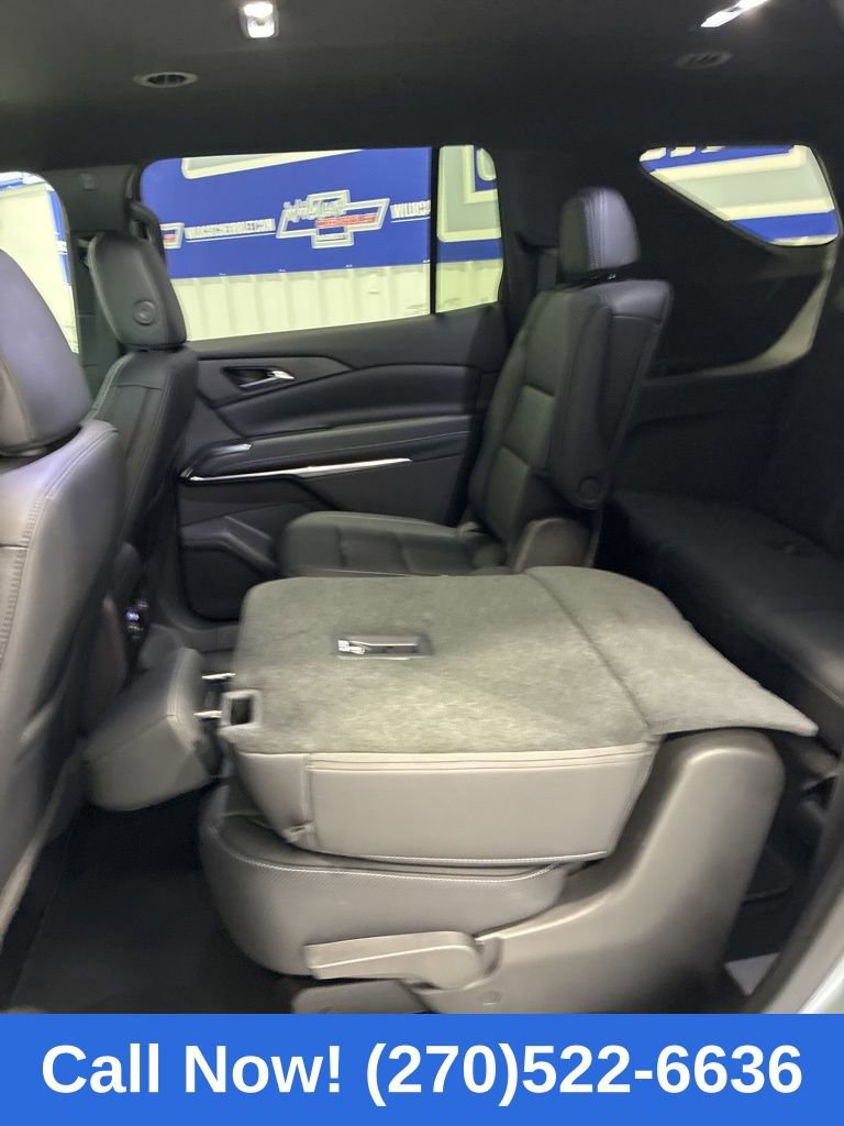 Used 2026 Chevrolet Traverse LT image 33