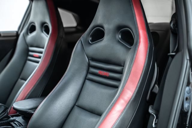 Used 2012 Nissan GT-R Black Edition AWD/4WD image 23