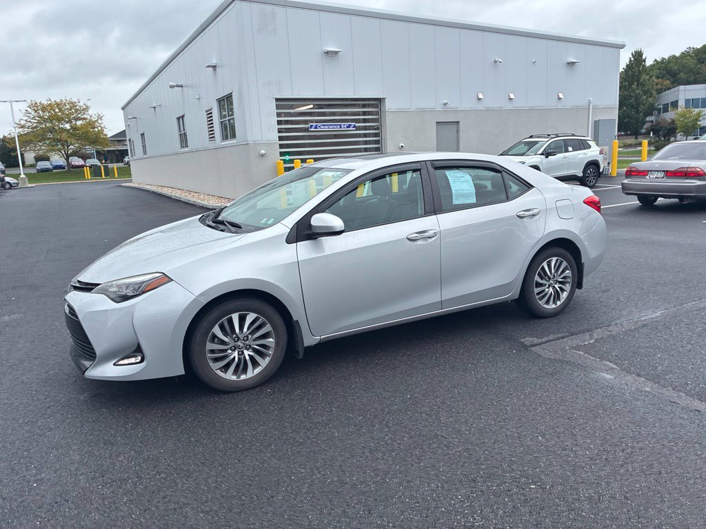 Used 2017 Toyota Corolla XLE w/ Carpet Mat Package (TMS) FWD image 16