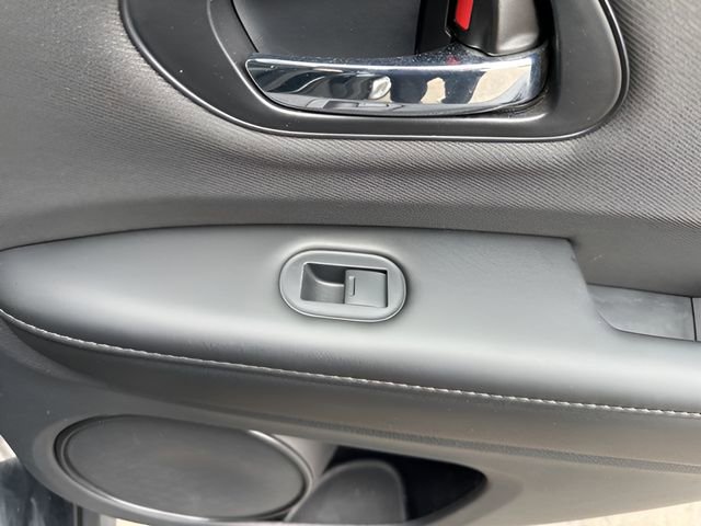 Used 2020 Honda HR-V LX image 20
