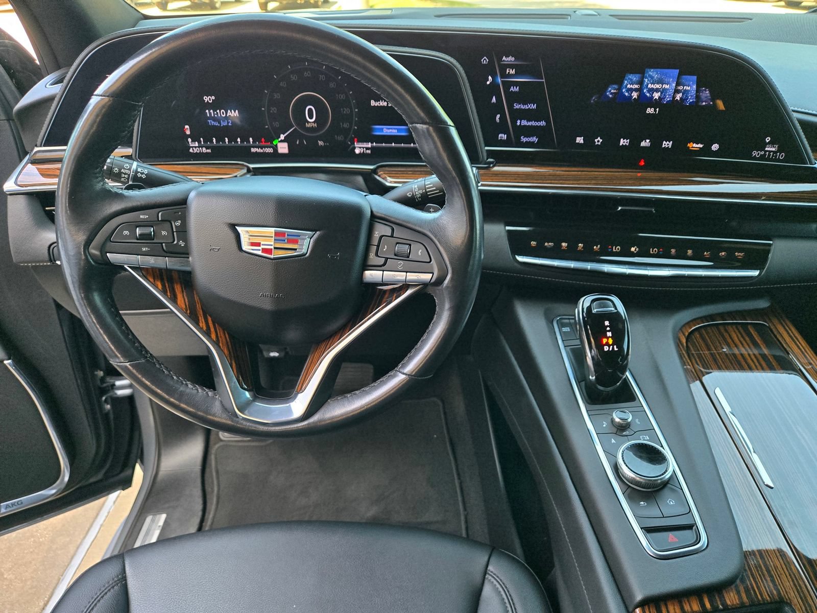 Used 2023 Cadillac Escalade ESV Luxury RWD image 10