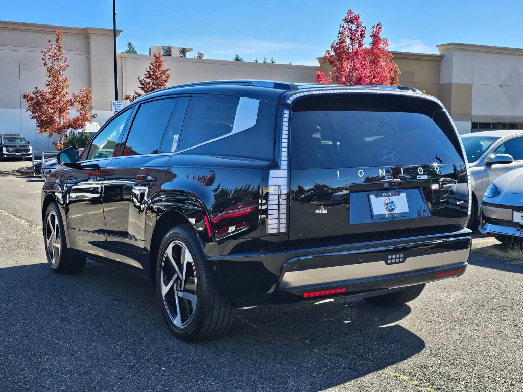 New 2026 Hyundai Ioniq 9 Calligraphy image 5