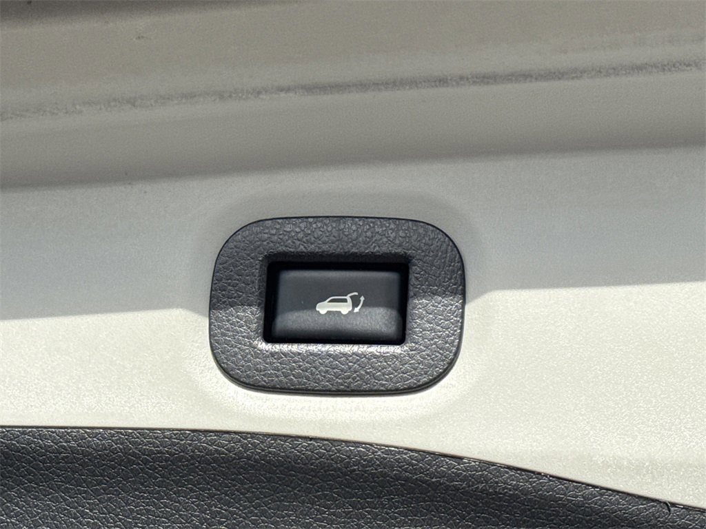 Certified 2020 Nissan Rogue SL image 25