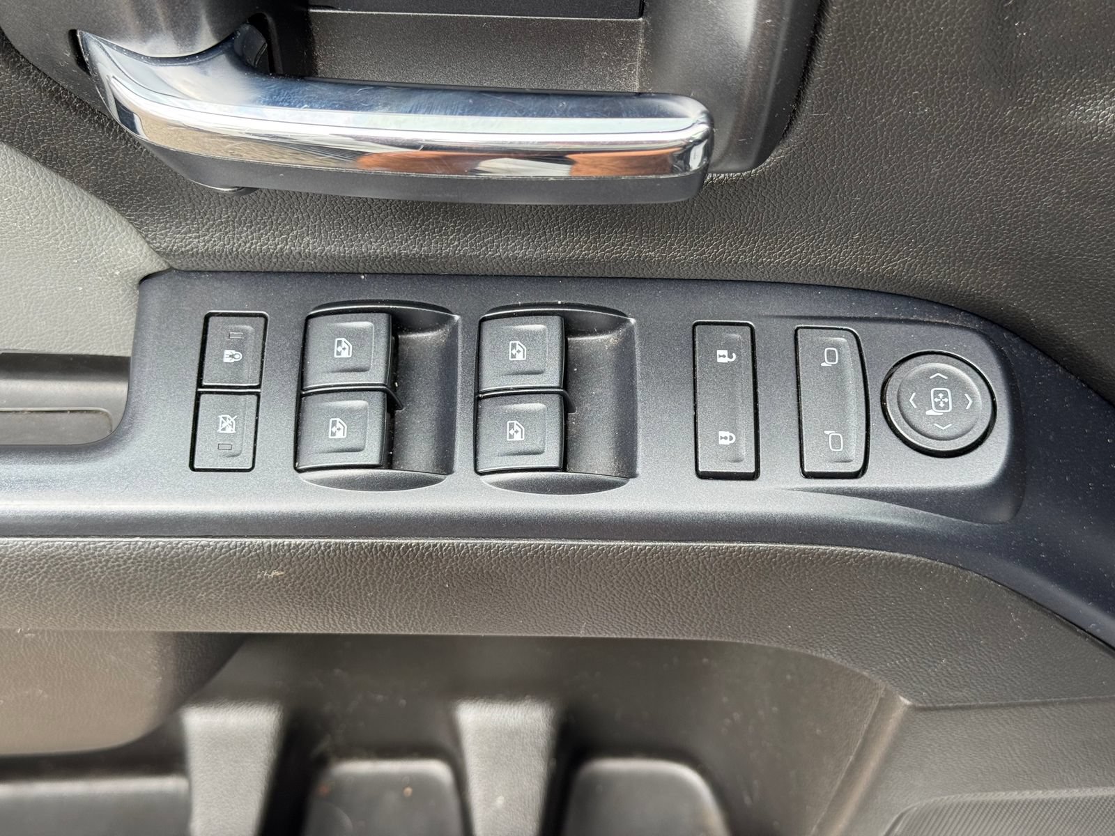Used 2019 Chevrolet Silverado 1500 LD RWD image 13