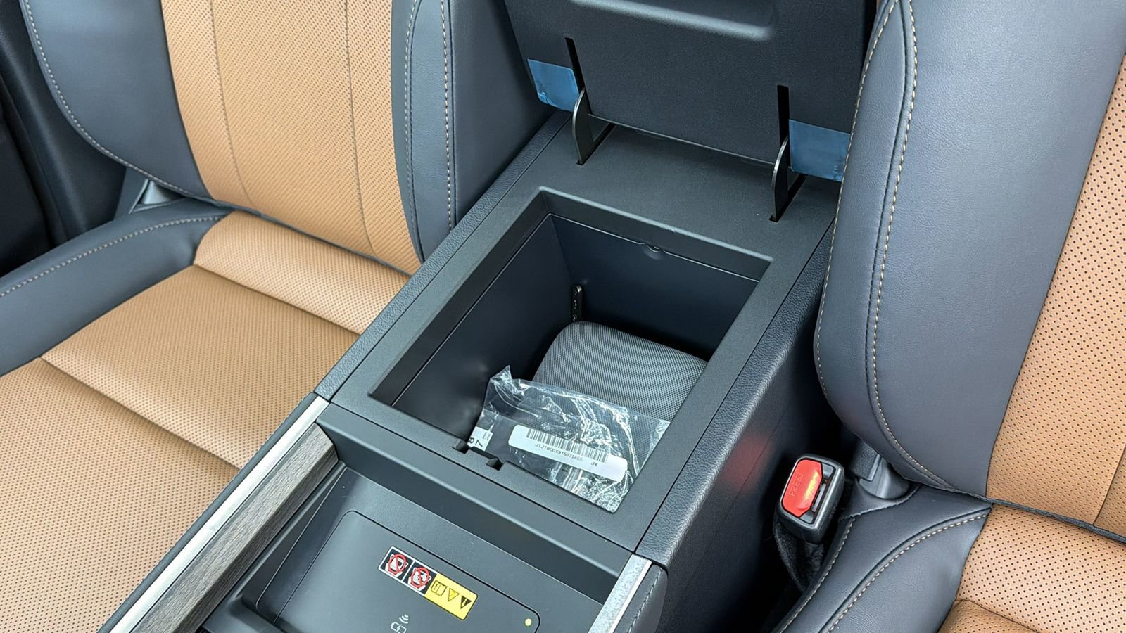 Used 2026 Lexus GX 550 550 Premium+ w/ Accessory Package (2T) image 27