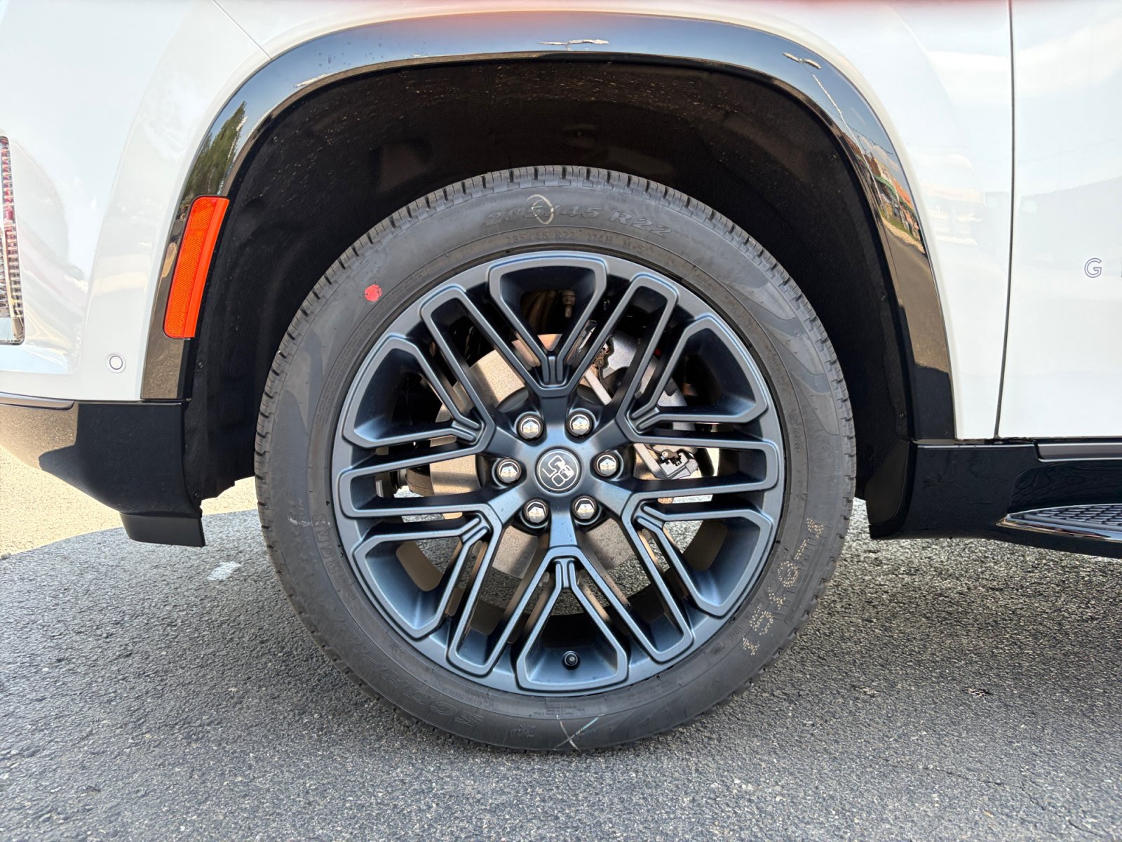 New 2026 Jeep Grand Wagoneer 4WD image 11