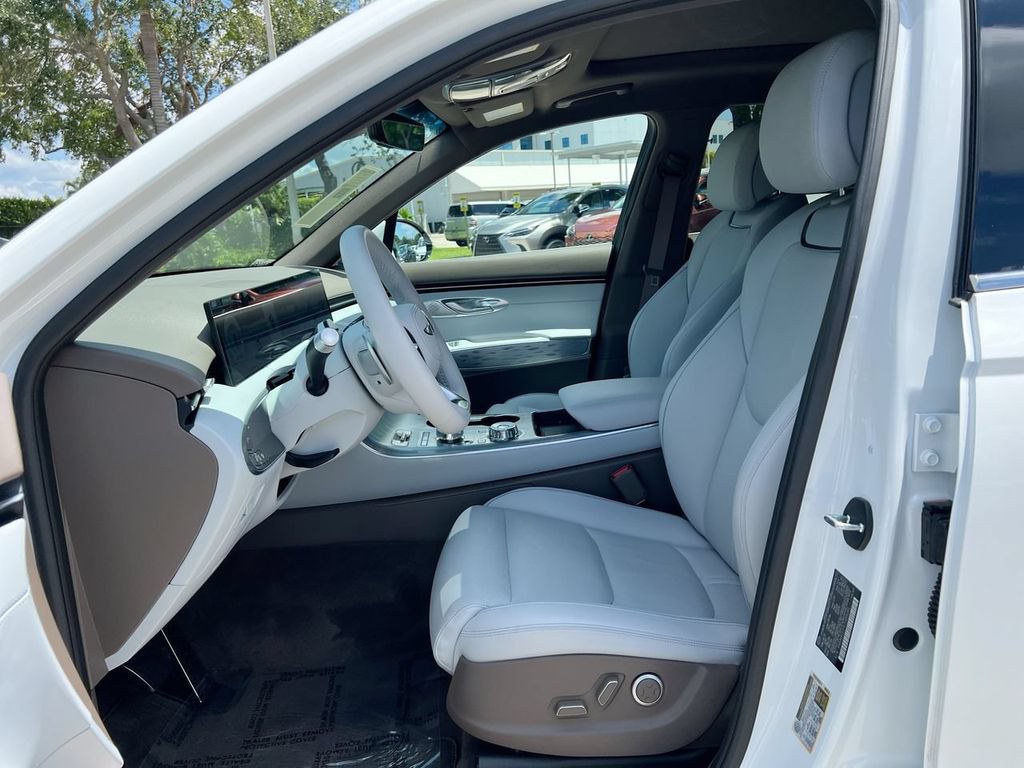 Used 2026 Genesis Electrified GV70 AWD/4WD image 12