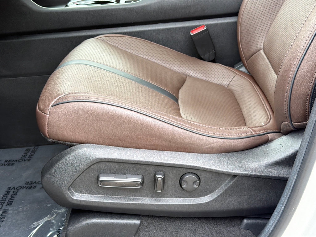 Used 2025 Honda Pilot Elite image 20