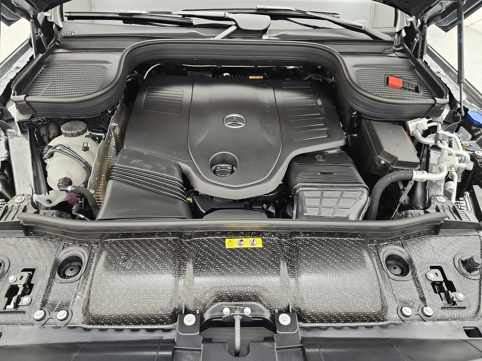 New 2026 Mercedes-Benz GLS 450 4MATIC image 12