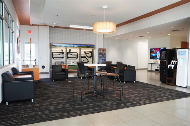 Used 2022 Chrysler Pacifica Touring image 48