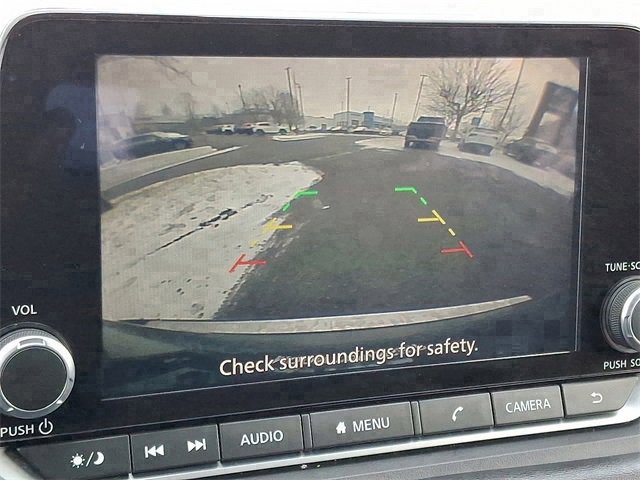 Used 2023 Nissan Rogue SV image 16