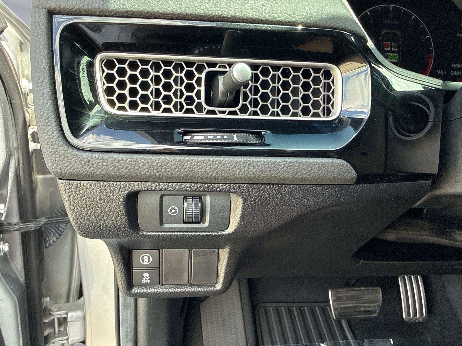 Certified 2024 Honda Civic Sport image 29