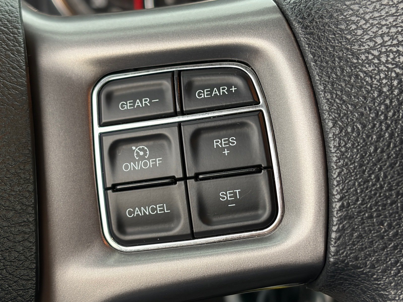 Used 2022 RAM 1500 Classic SLT w/ Electronics Group AWD/4WD image 21